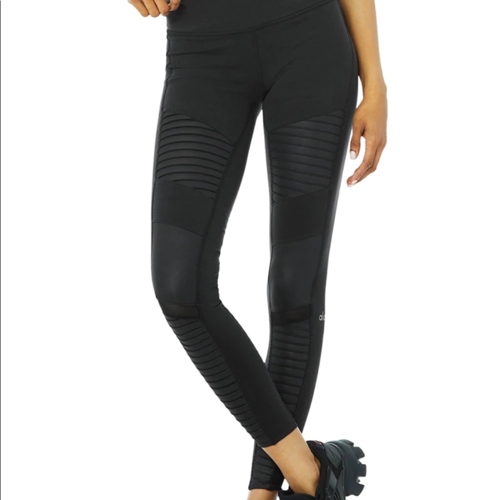 Alo Black Mid-Rise Moto Legging XS